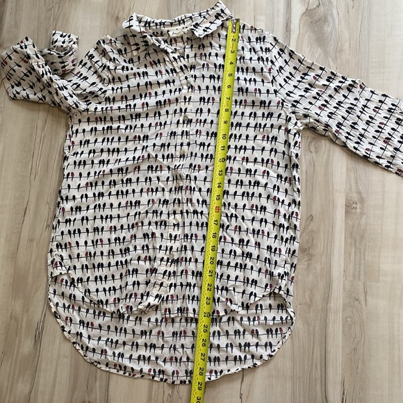 Jane and Delany birds on a wire button down shirt - Picture 7 of 7